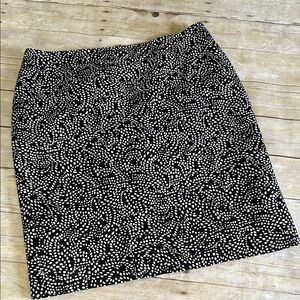 Liz Claiborne Black Mini Skirt with White Dot Swirl Print